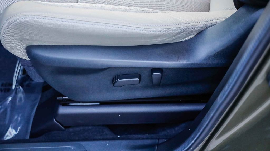 Used 2025 Subaru Ascent Premium image 26