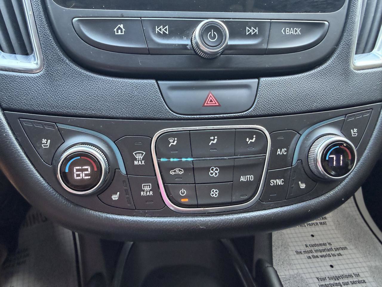 Used 2019 Chevrolet Malibu Premier FWD image 23