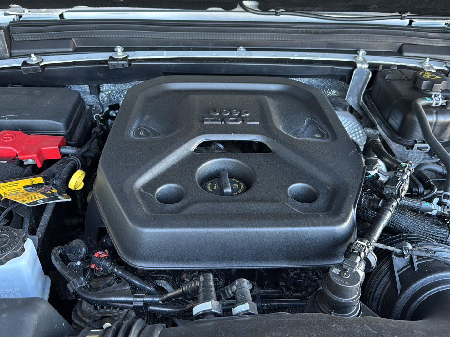 Used 2024 Jeep Wrangler Sport S image 28