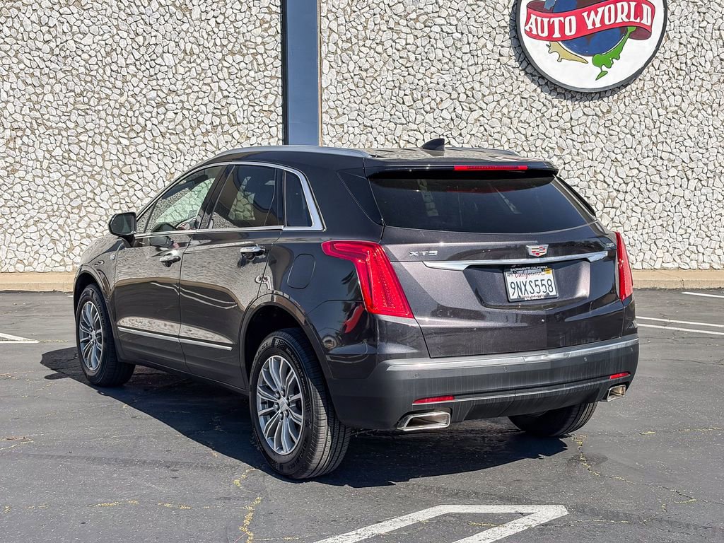 Used 2017 Cadillac XT5 Luxury w/ Driver Awareness Package image 2