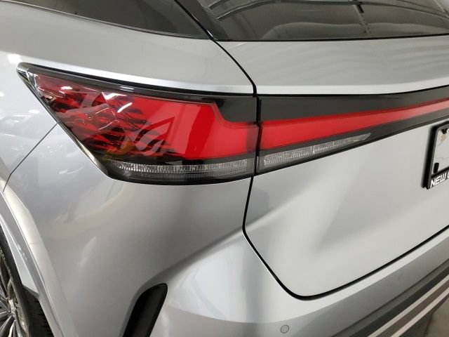 Certified 2024 Lexus RX 350 Premium w/ Accessory Package AWD/4WD image 38