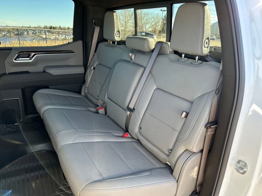 Used 2025 Chevrolet Silverado 1500 LT w/ Z71 Off-Road Package image 22