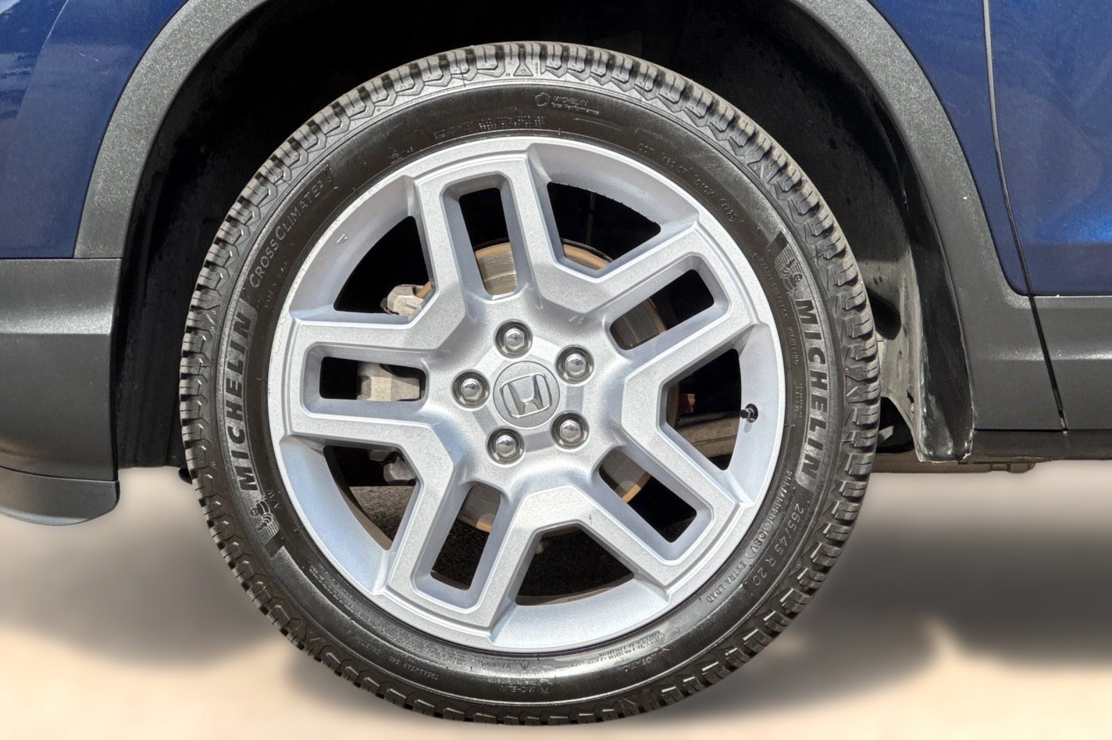 Used 2024 Honda Passport EX-L image 13