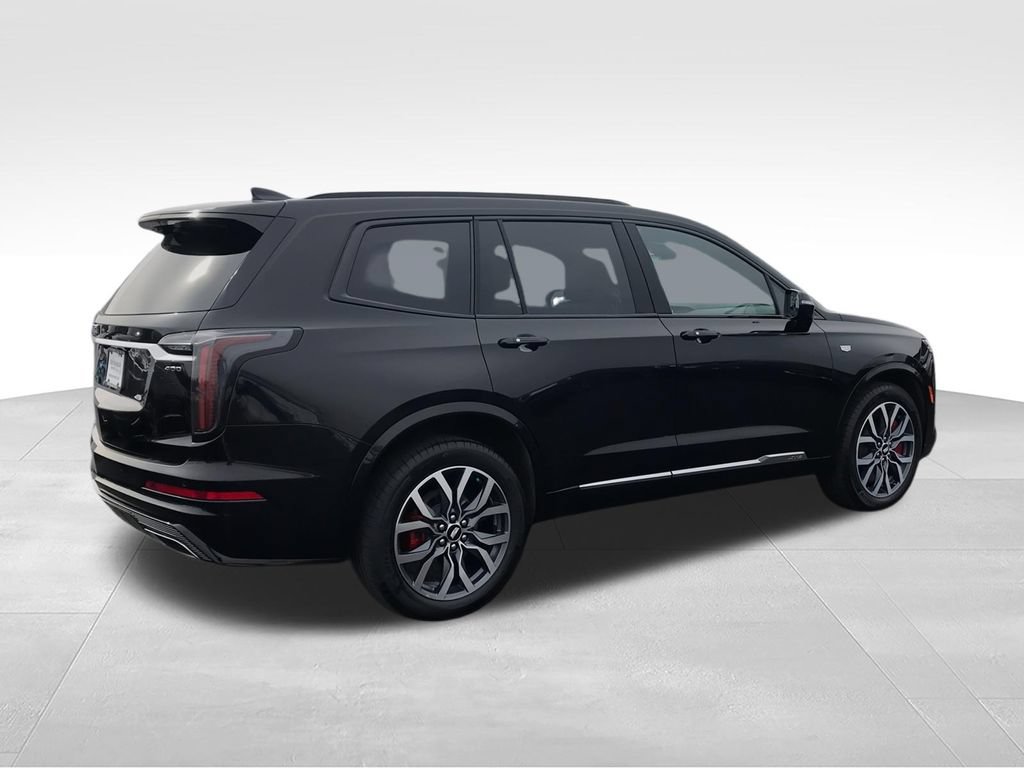 Used 2023 Cadillac XT6 Sport AWD/4WD image 8