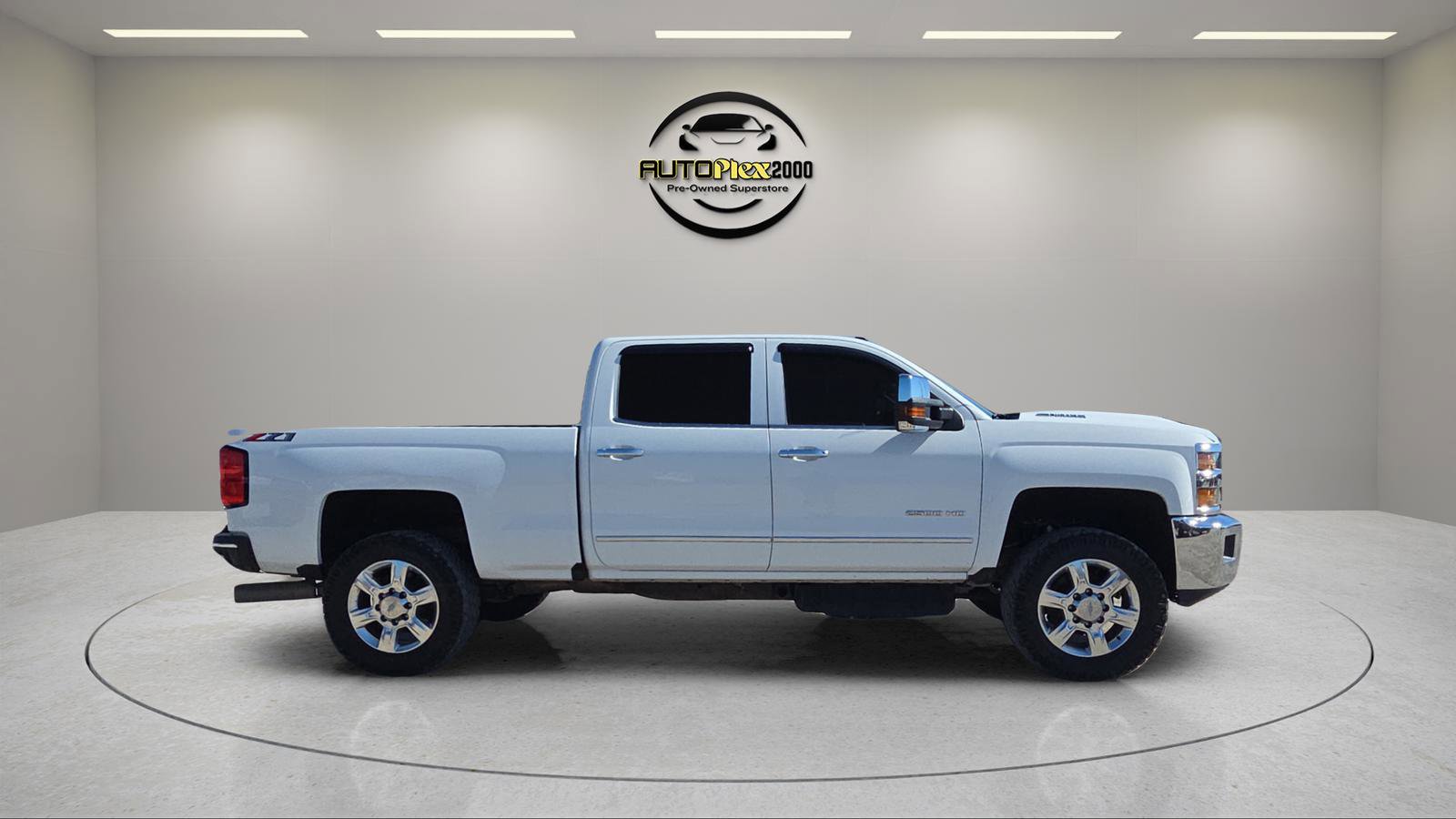 Used 2018 Chevrolet Silverado 2500 LTZ w/ Duramax Plus Package image 8
