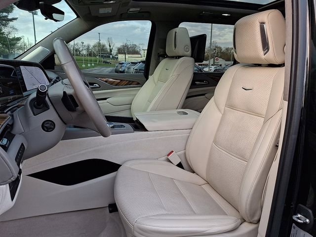 Used 2021 Cadillac Escalade ESV Premium Luxury Platinum image 14