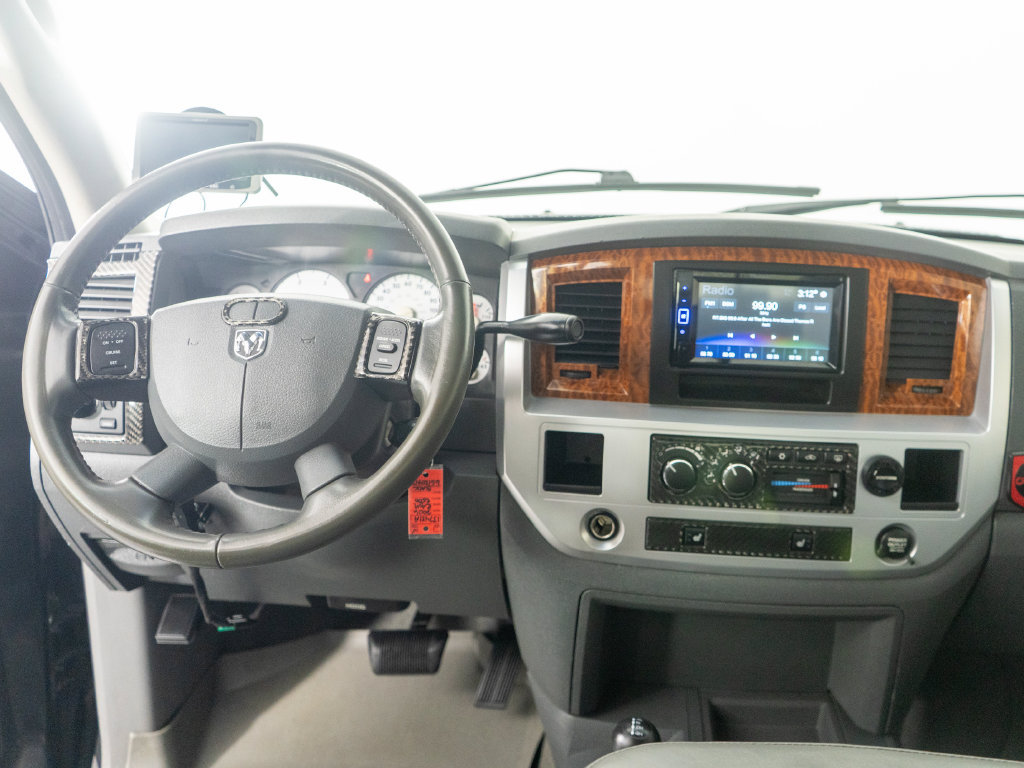 Used 2006 Dodge Ram 2500 Truck Laramie w/ Trailer Tow Group AWD/4WD image 12