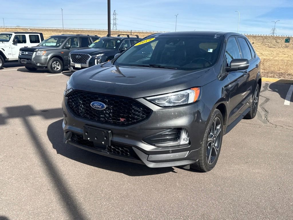 Used 2019 Ford Edge ST w/ Equipment Group 401A image 2