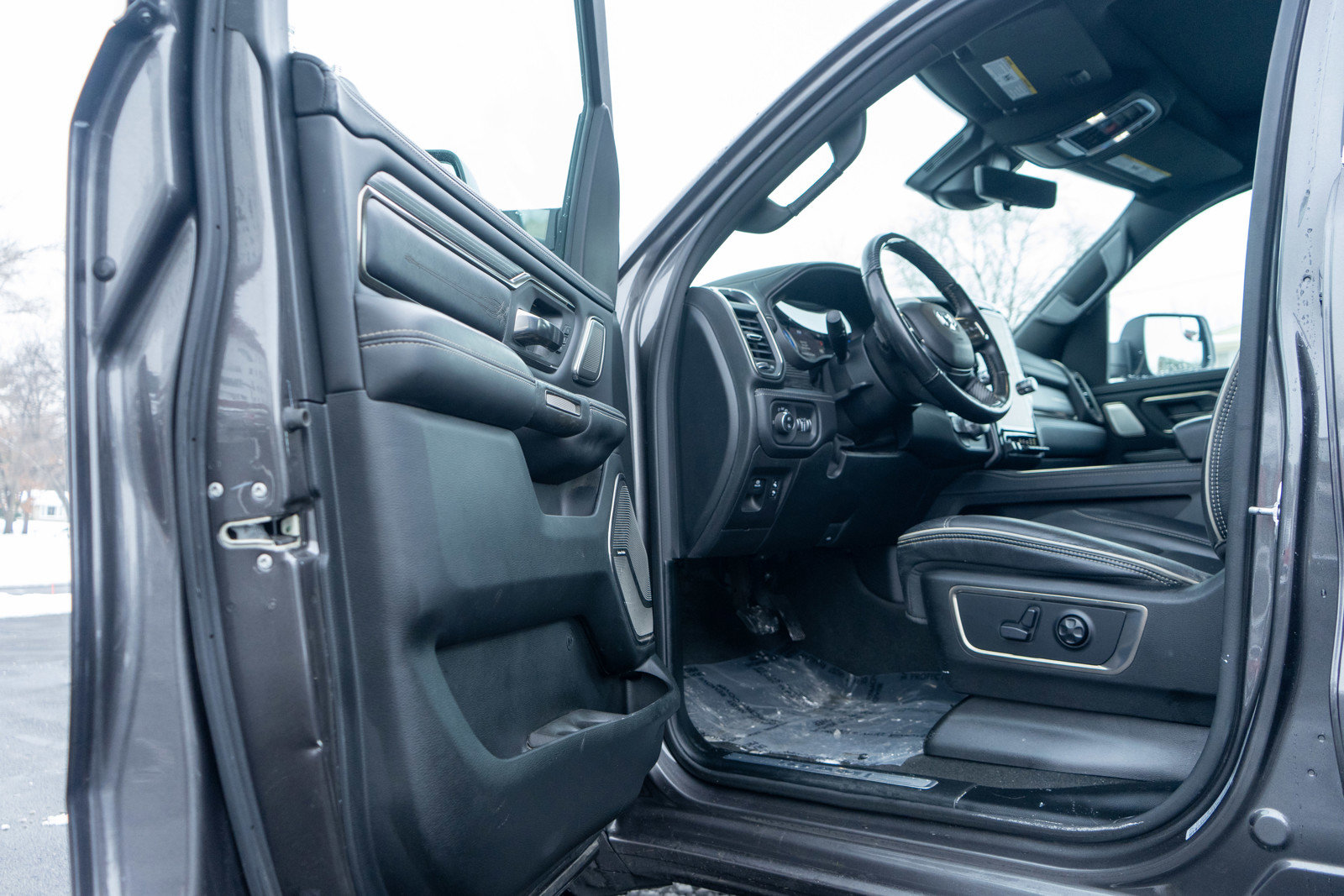 Used 2021 RAM 1500 Limited image 13