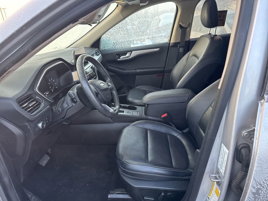 Used 2020 Ford Escape SEL image 5