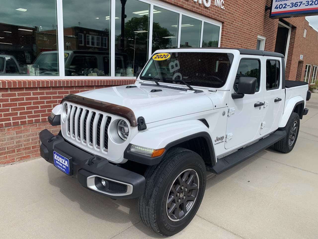 Used 2020 Jeep Gladiator Overland w/ Uconnect 4C Nav & Sound Group image 4