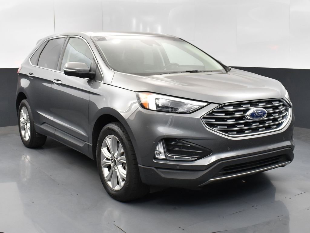 Used 2024 Ford Edge Titanium image 1