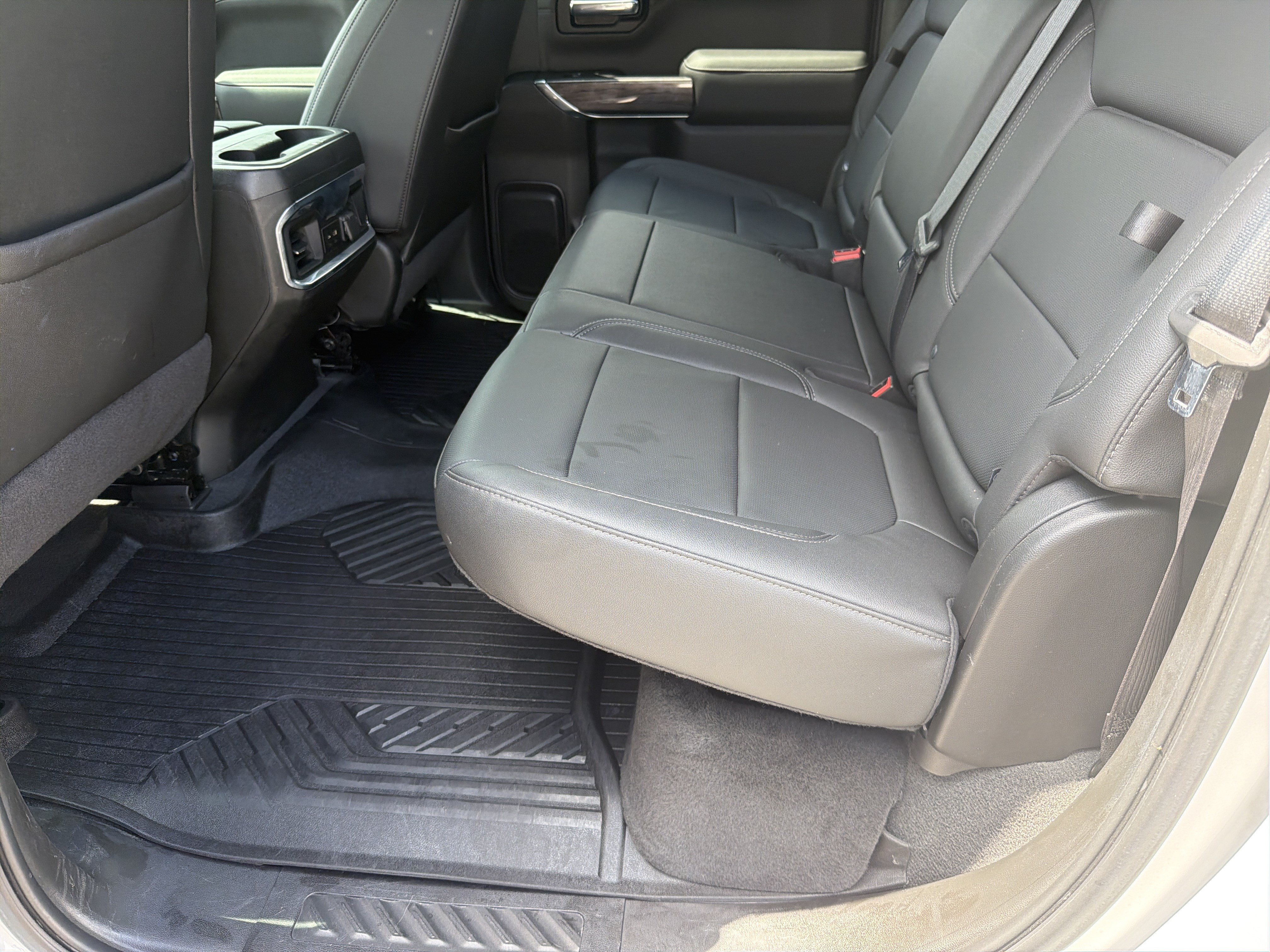 Used 2022 Chevrolet Silverado 1500 LTZ w/ LTZ Premium Package AWD/4WD image 21