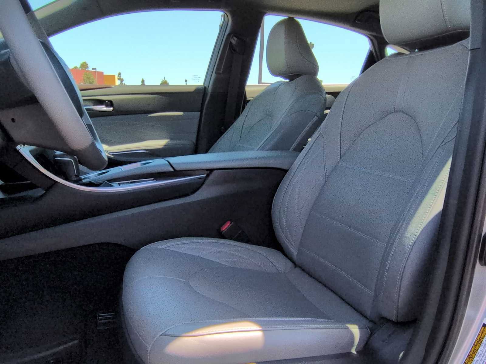Used 2020 Toyota Avalon Limited w/ All Weather Liner Package FWD image 24