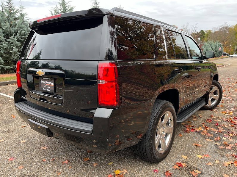 Used 2017 Chevrolet Tahoe LT image 4