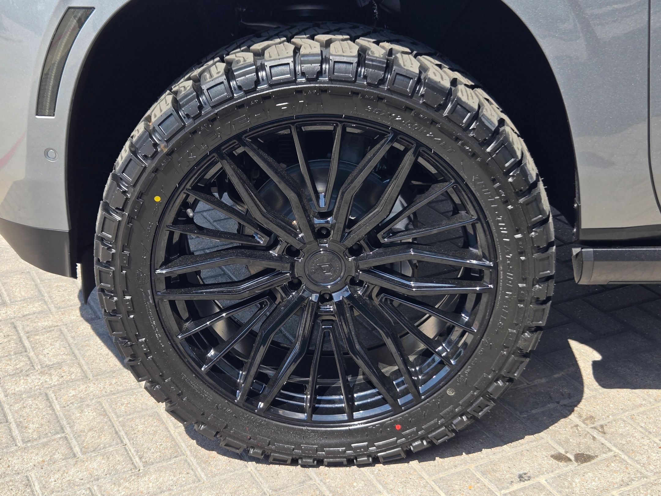 New 2026 GMC Yukon Denali Ultimate AWD/4WD image 19