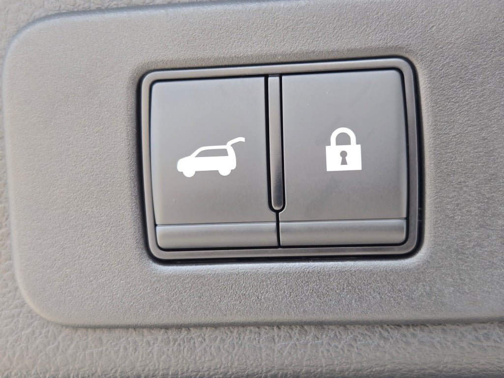Used 2025 Nissan Murano SL AWD/4WD image 17