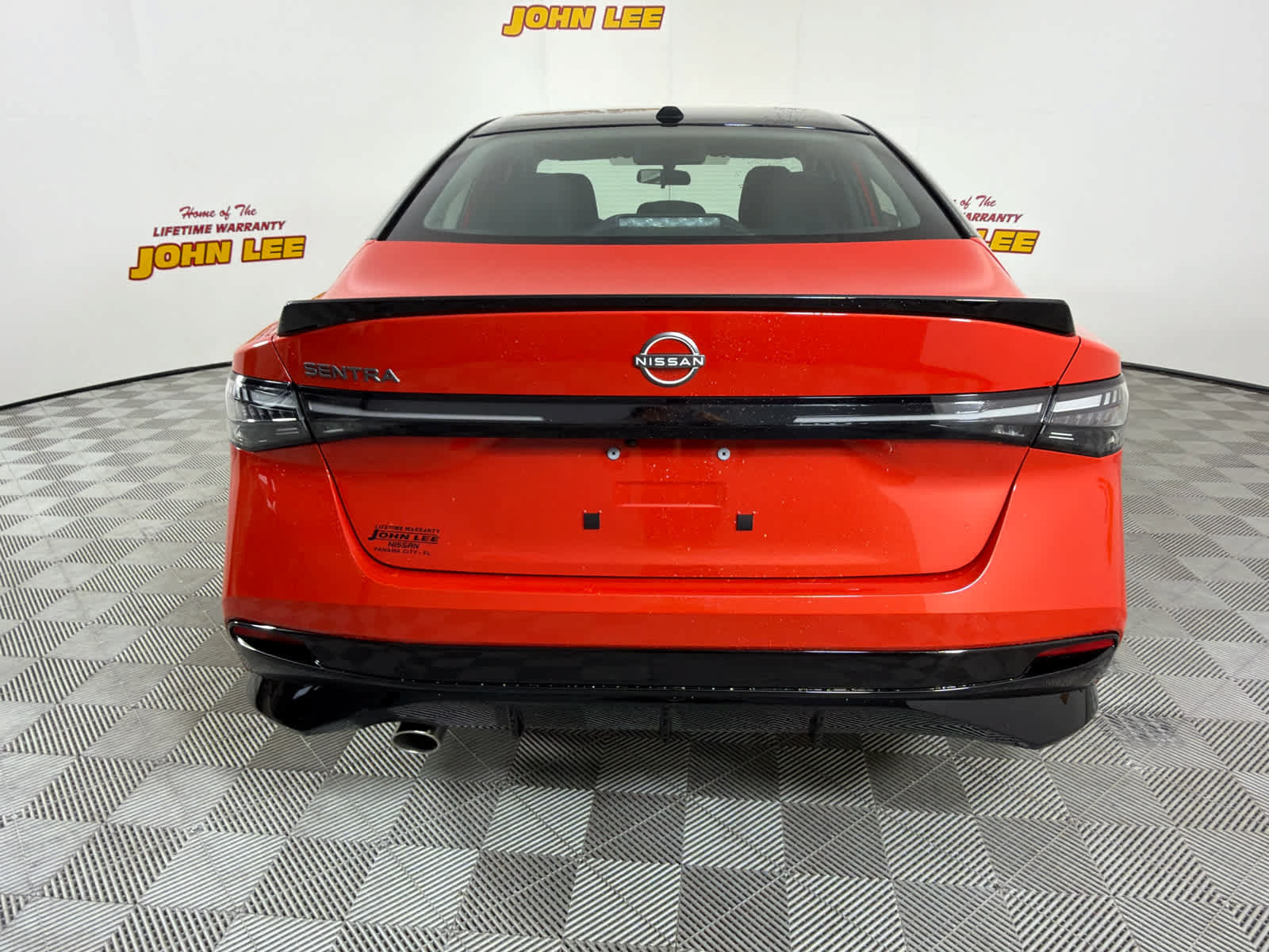 New 2027 Nissan Sentra SR w/ Floor Mat Package FWD image 4