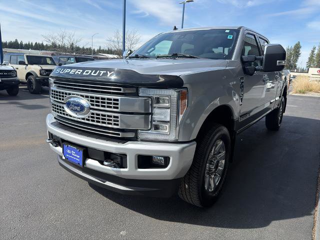 Certified 2019 Ford F250 Platinum w/ Platinum Ultimate Package image 3
