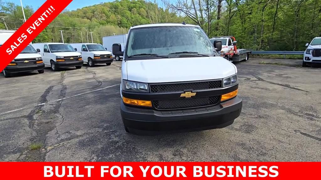 New 2025 Chevrolet Express 2500 w/ Communications Package image 9