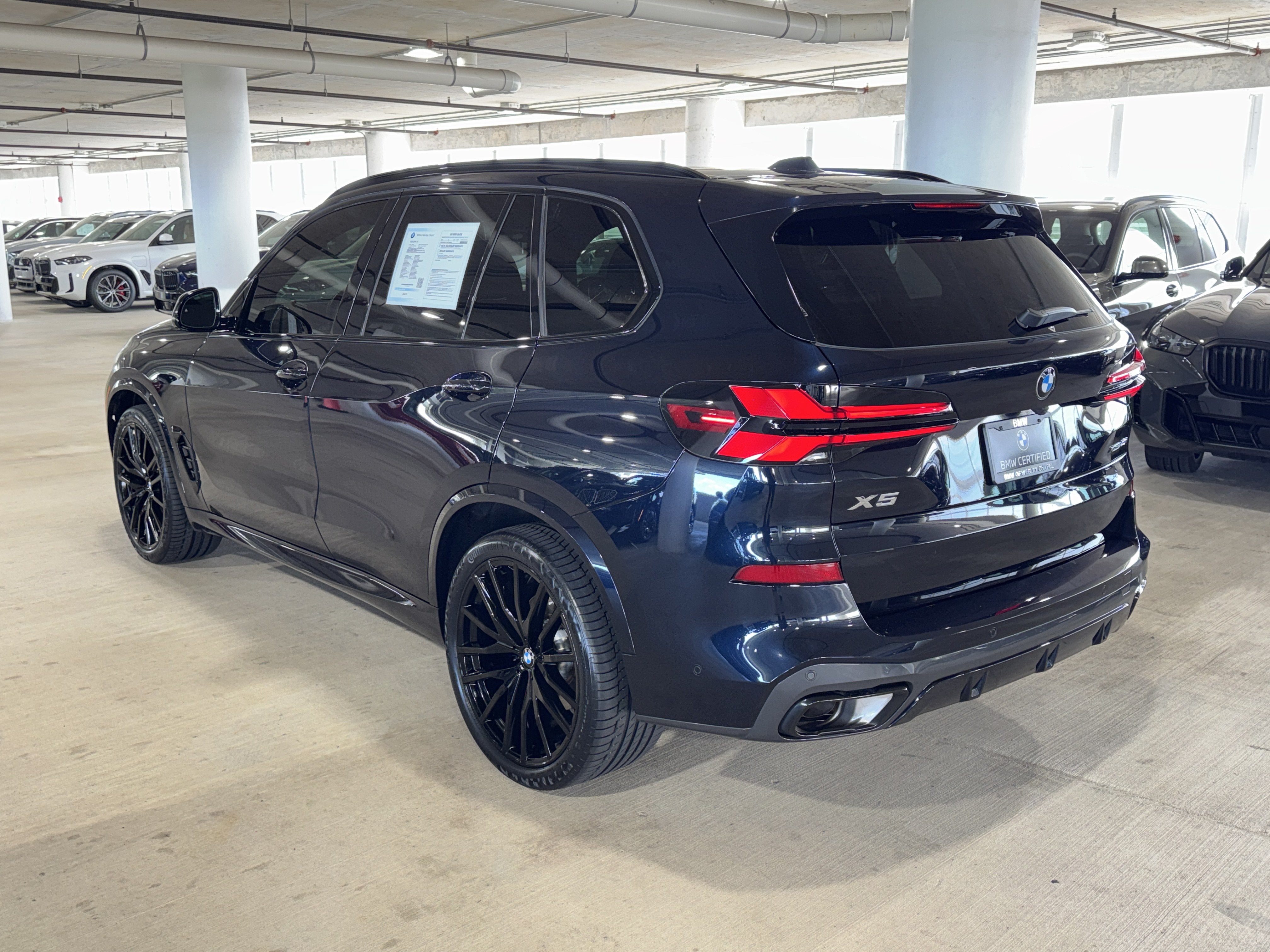 Used 2025 BMW X5 xDrive40i w/ M Sport Package AWD/4WD image 6