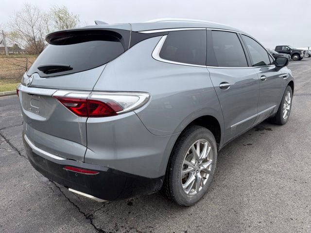 Used 2023 Buick Enclave Essence w/ Experience Buick Package image 7