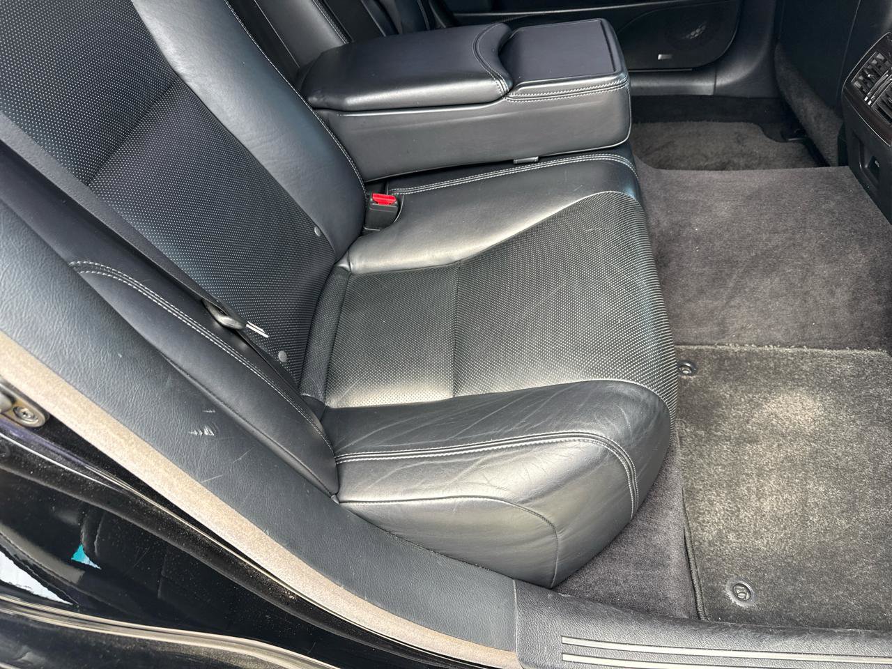 Used 2013 Lexus LS 460 L w/ Preferred Accessory Package RWD image 49