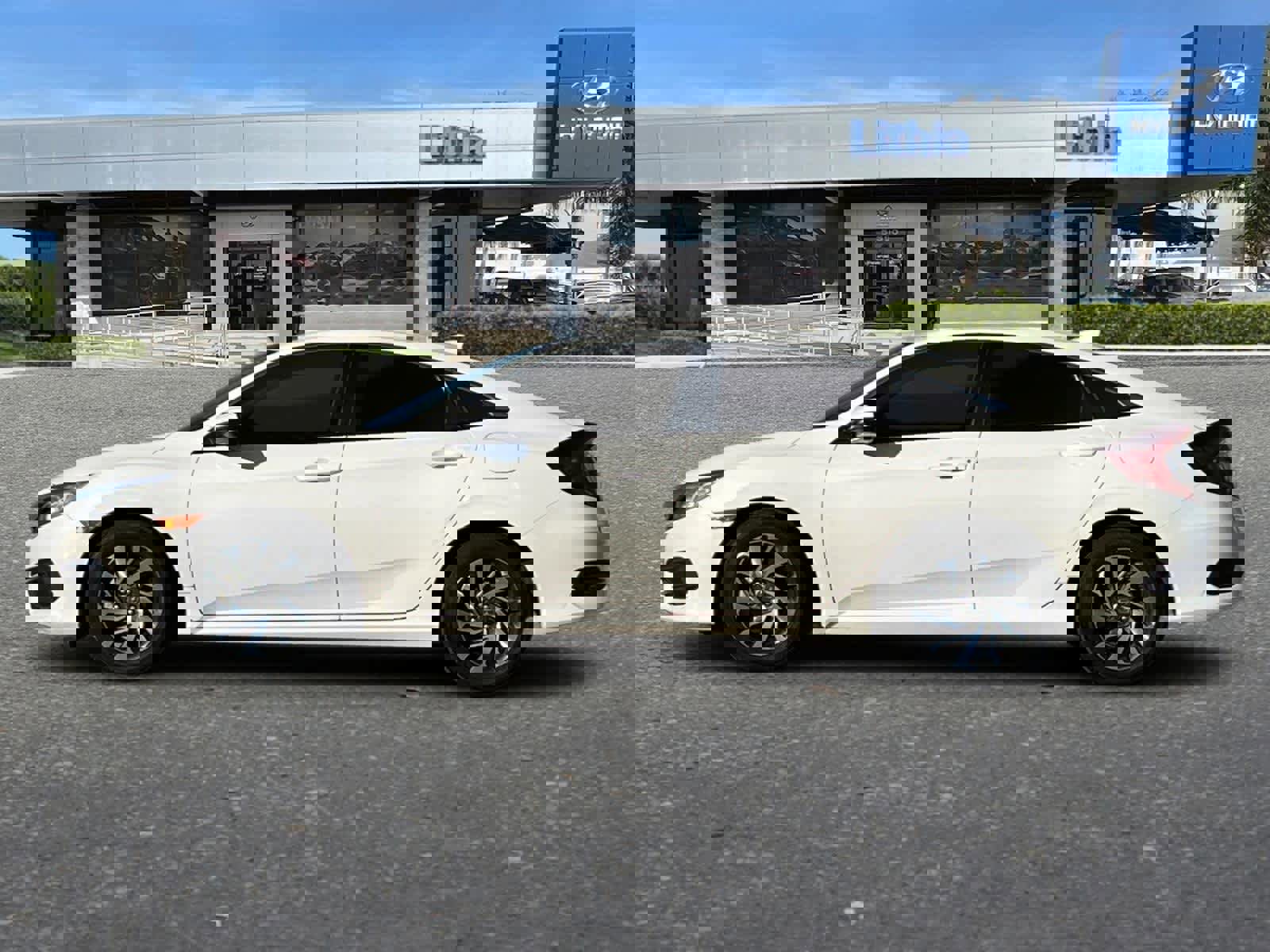 Used 2018 Honda Civic EX image 5