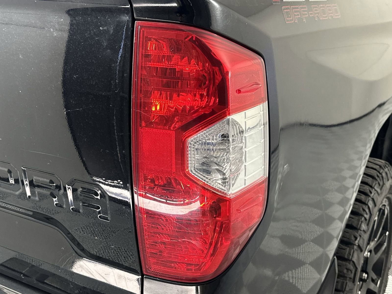 Used 2019 Toyota Tundra SR5 w/ SR5 Upgrade Package image 26