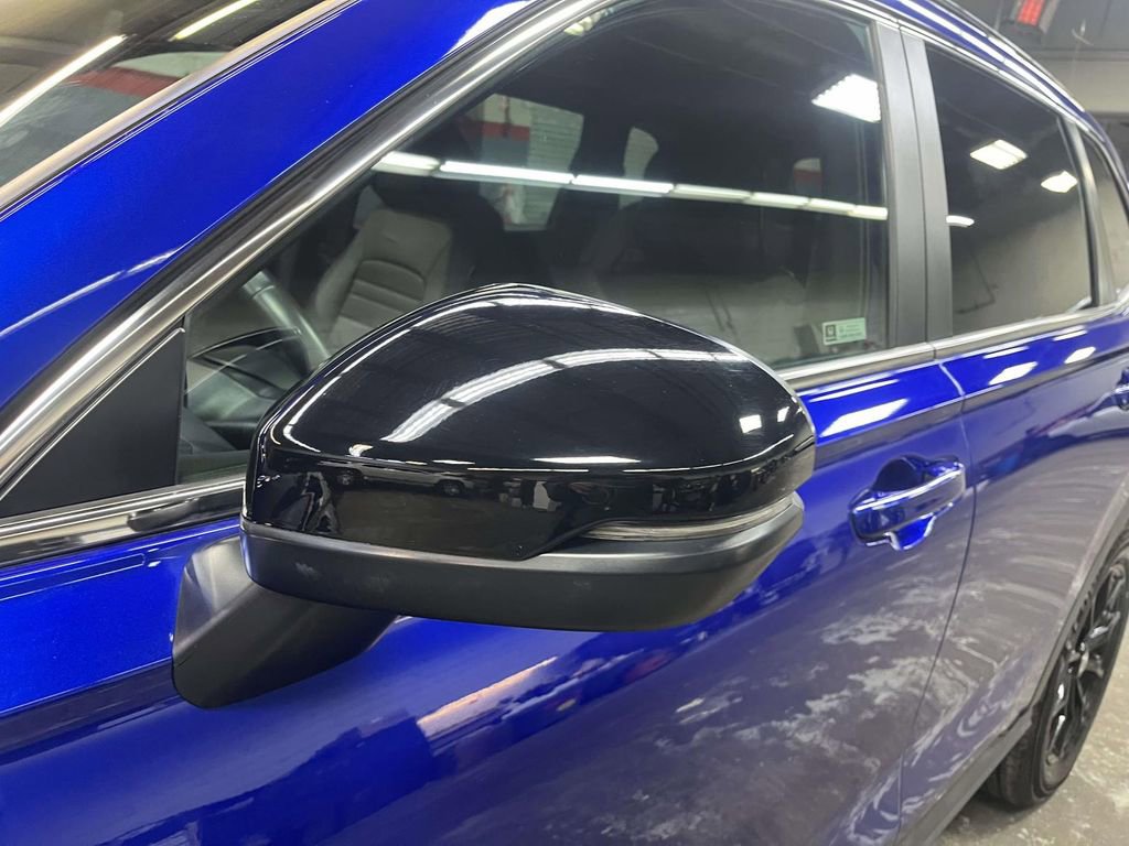 Used 2025 Honda CR-V Sport image 11