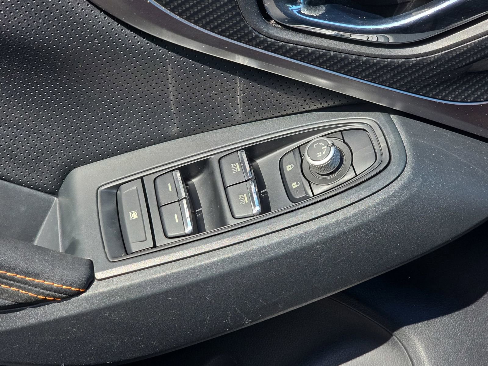 Used 2019 Subaru Crosstrek 2.0i Limited w/ Moonroof Package w/Navigation AWD/4WD image 32
