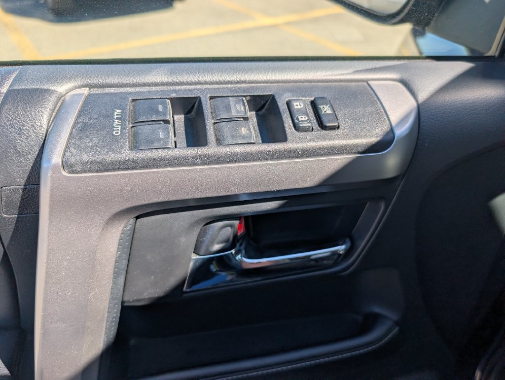 Used 2018 Toyota 4Runner SR5 Premium RWD image 10