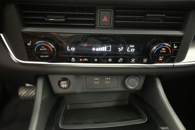 New 2026 Nissan Rogue Dark Armor AWD/4WD image 17