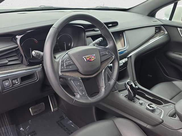 Used 2020 Cadillac XT5 Sportv w/ LPO, Floor Liner Package AWD/4WD image 16