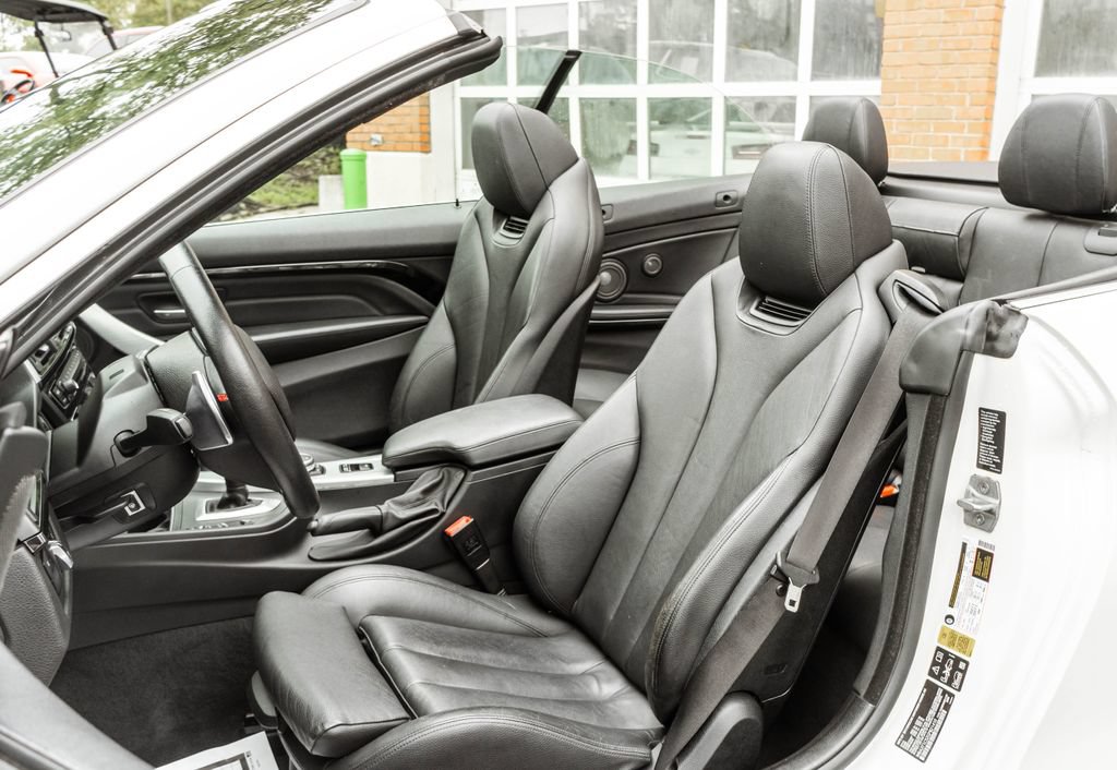 Used 2016 BMW 428i xDrive Convertible AWD/4WD image 8