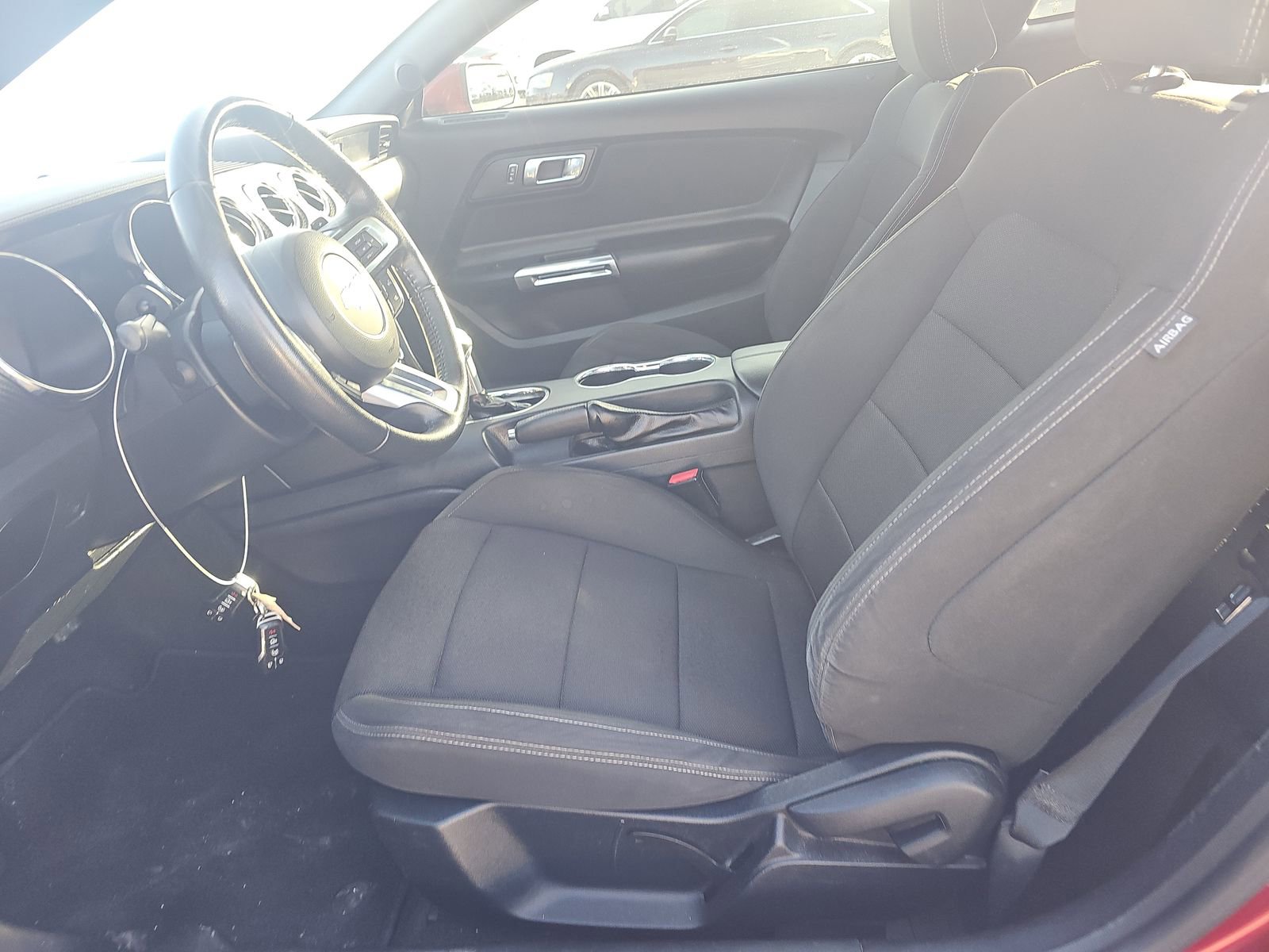 Used 2017 Ford Mustang Coupe image 13