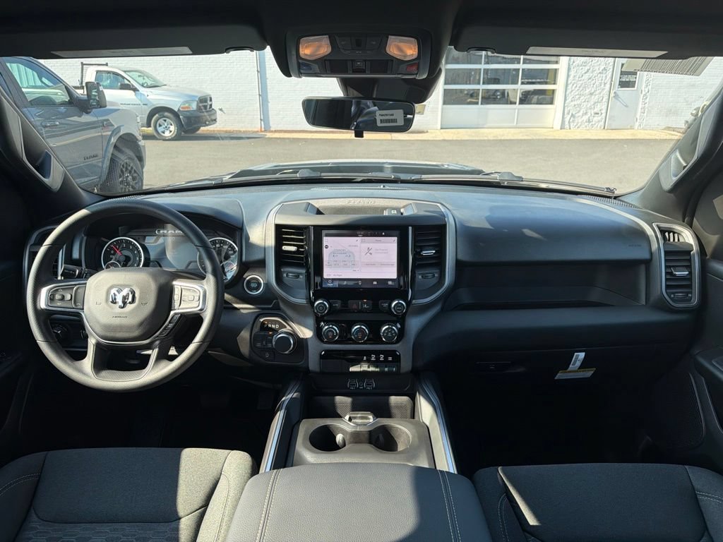 New 2027 RAM 1500 Express AWD/4WD image 6