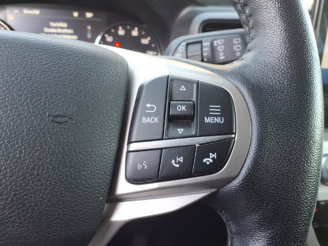 Used 2021 Ford Explorer XLT AWD/4WD image 26