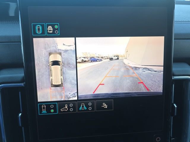 Used 2025 GMC Yukon Denali AWD/4WD image 36