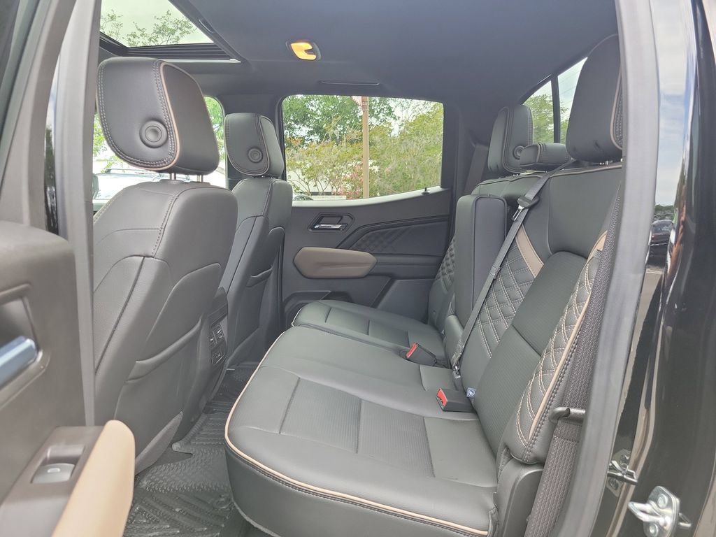 Used 2026 GMC Canyon Denali AWD/4WD image 13