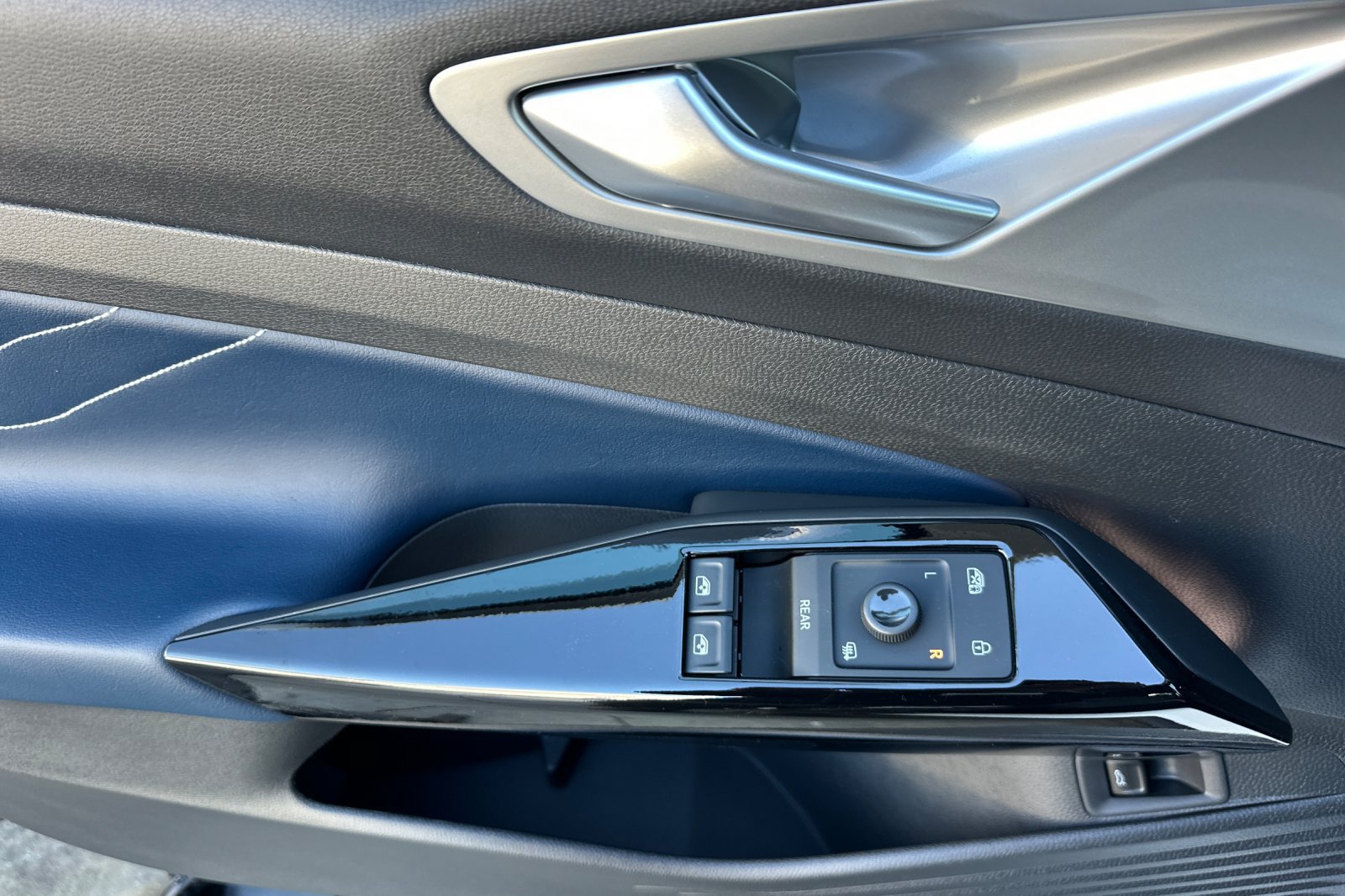 New 2026 Volkswagen ID.4 Pro S RWD image 9