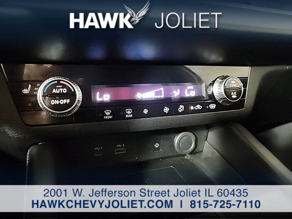 Used 2024 Mitsubishi Outlander SE AWD/4WD image 17