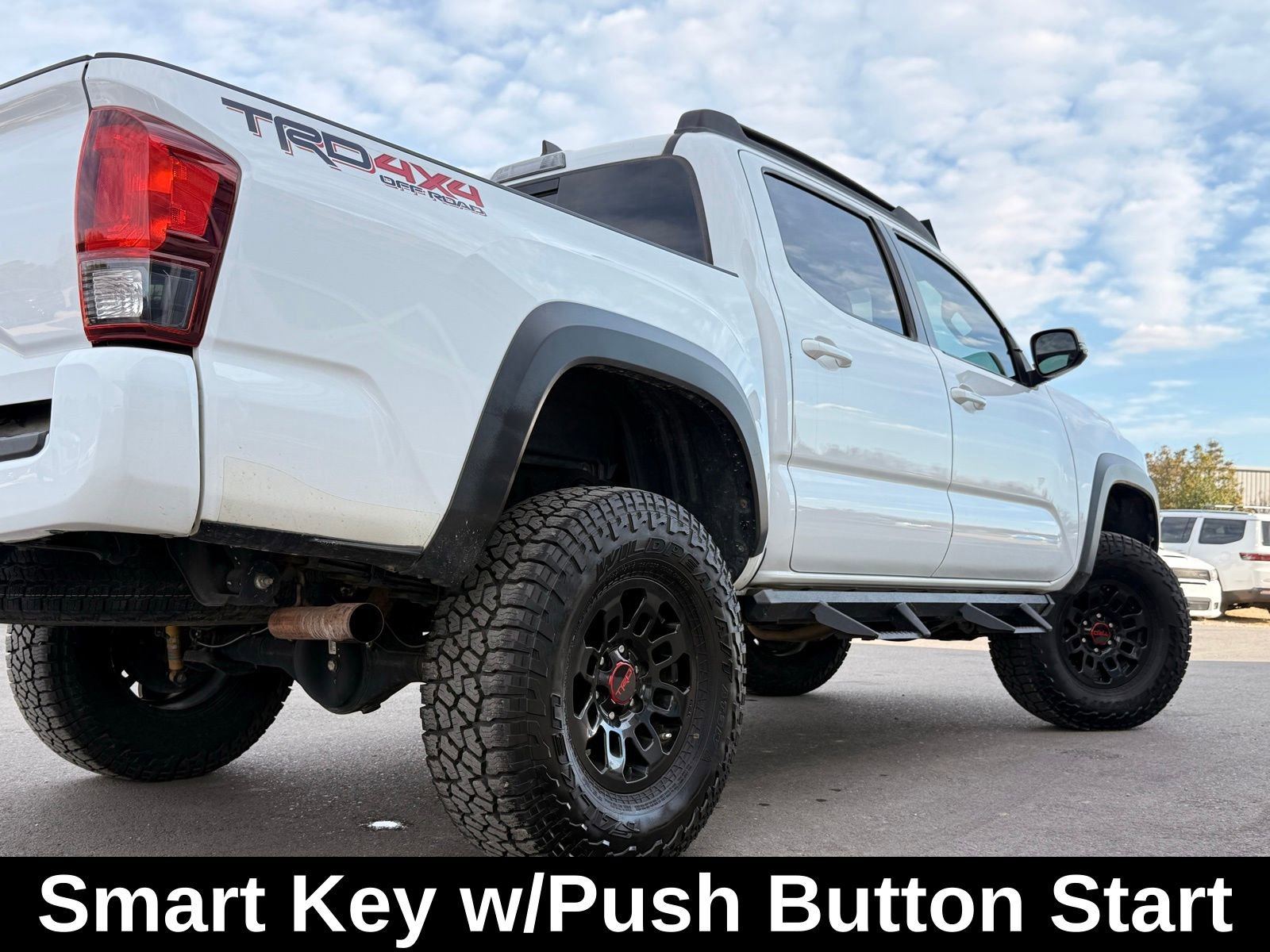 Used 2019 Toyota Tacoma TRD Off-Road image 6