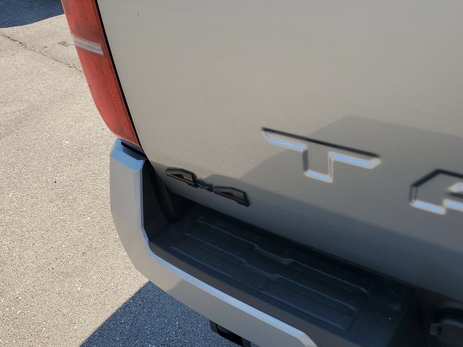 Certified 2026 Toyota Tacoma TRD Sport AWD/4WD image 7