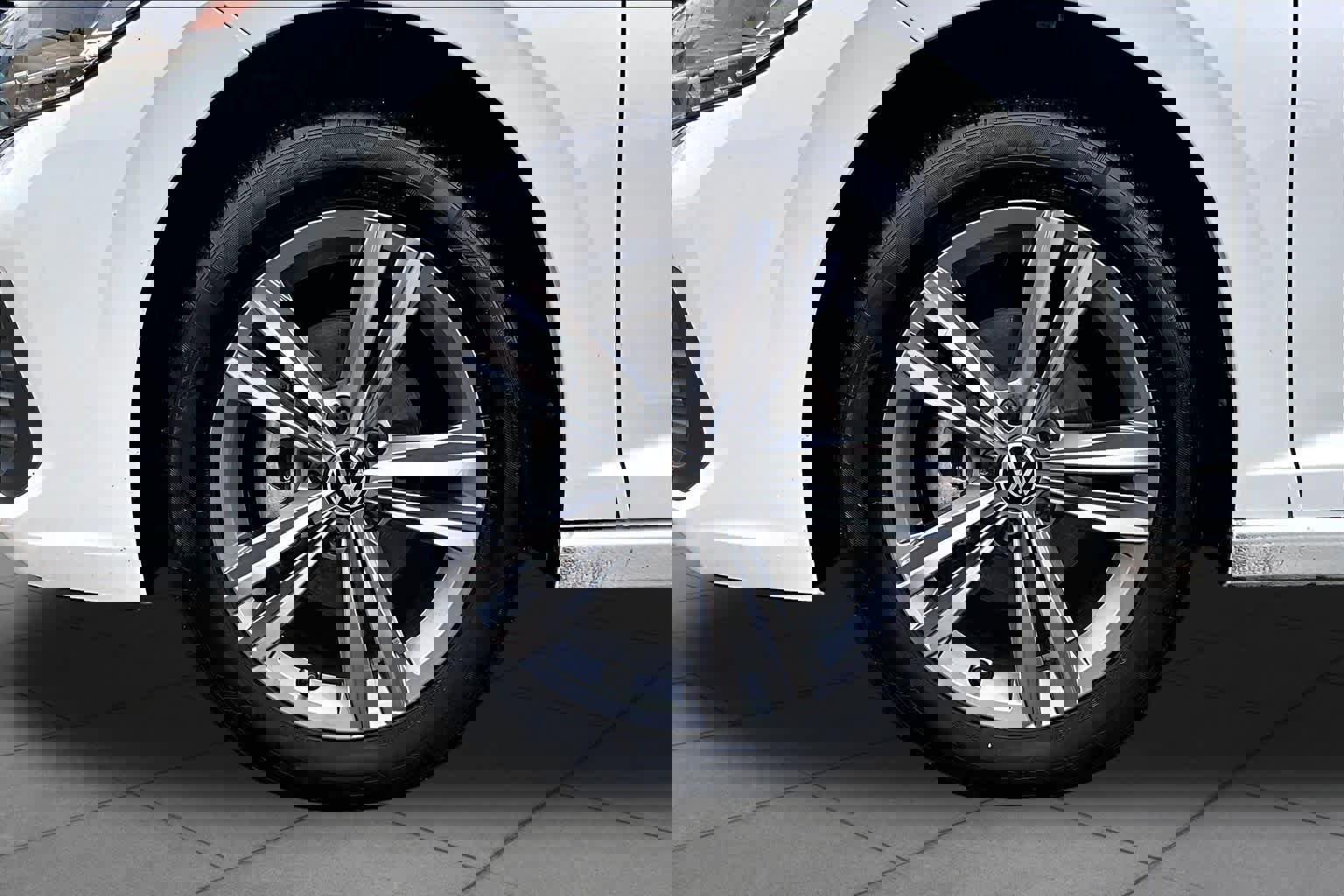 Used 2023 Volkswagen Jetta SE FWD image 10