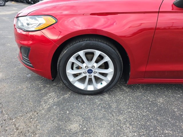 Certified 2020 Ford Fusion SE image 9
