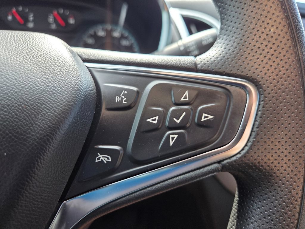 Used 2023 Chevrolet Equinox LS FWD image 14