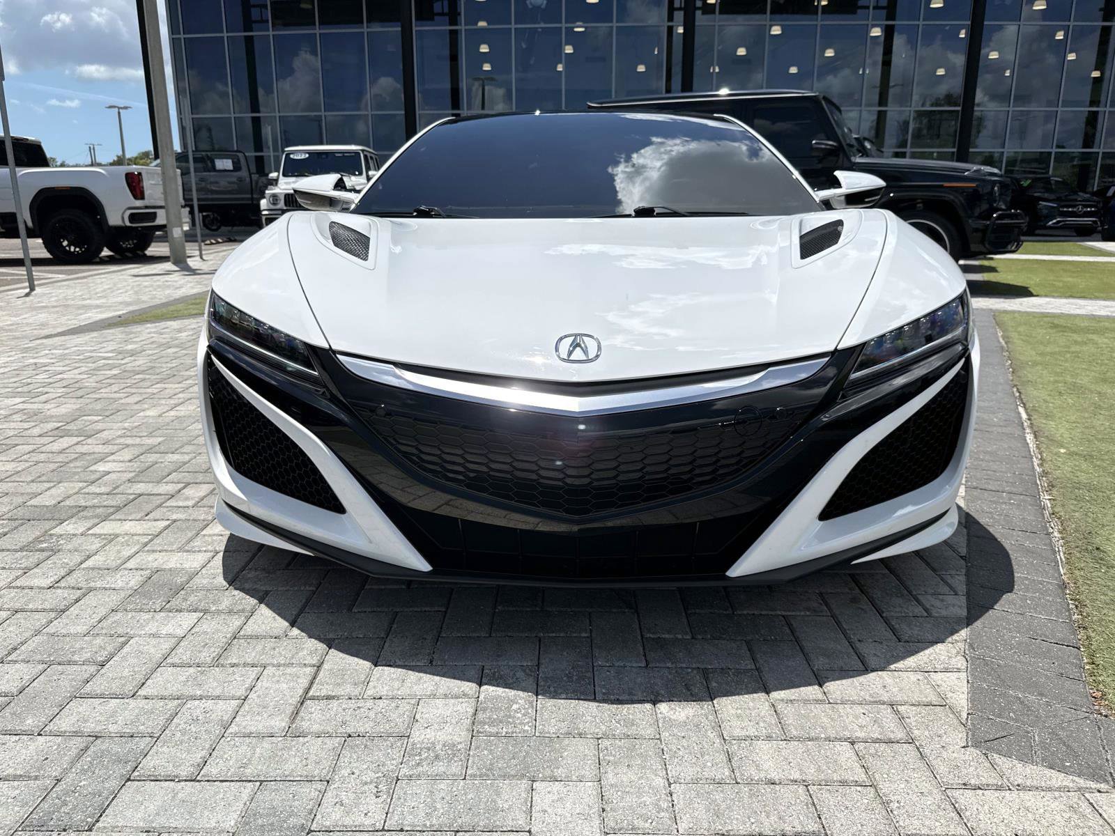 Used 2017 Acura NSX AWD/4WD image 9