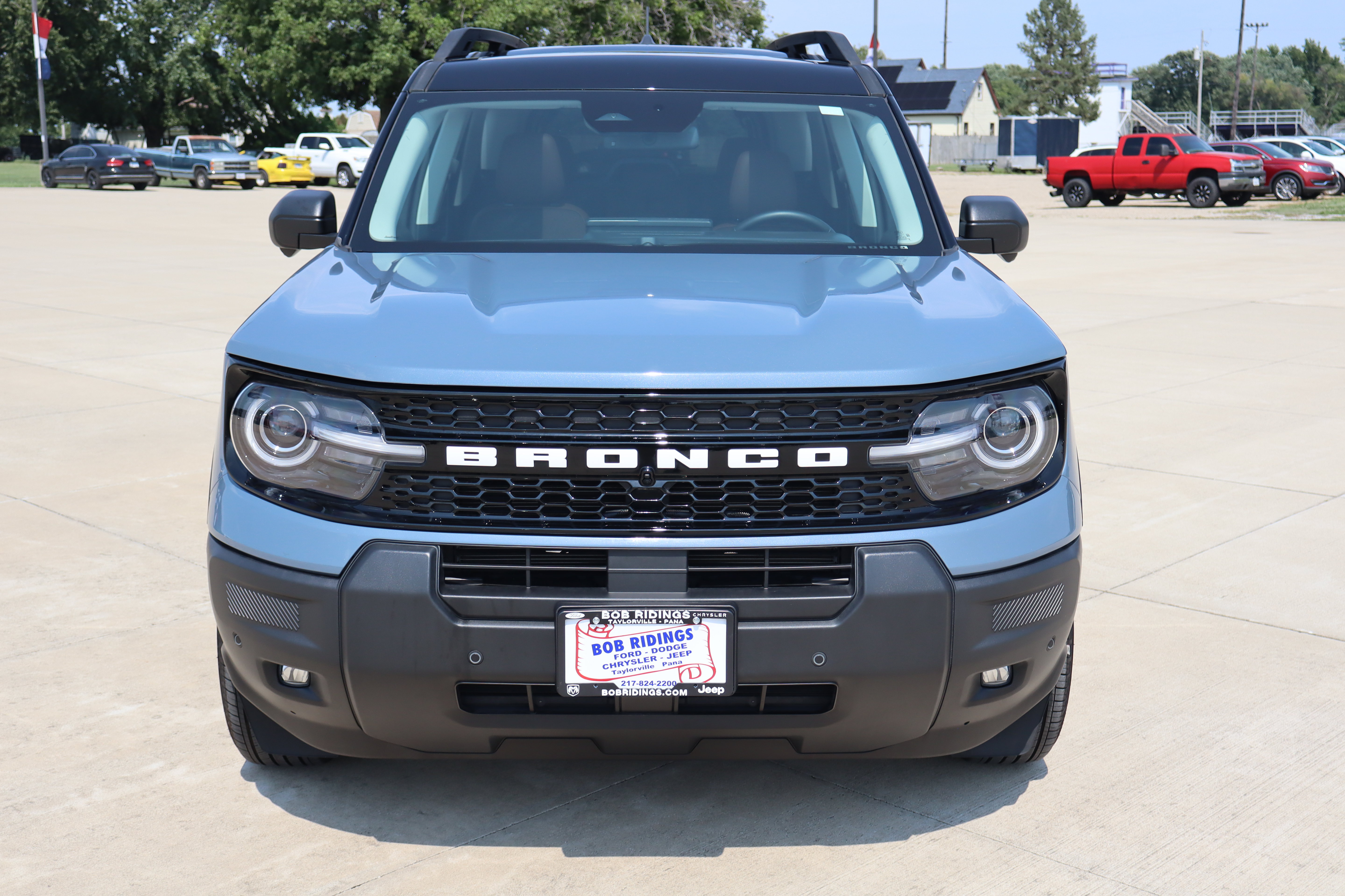 Used 2025 Ford Bronco Sport Outer Banks w/ Outer Banks Tech Package+ AWD/4WD image 2