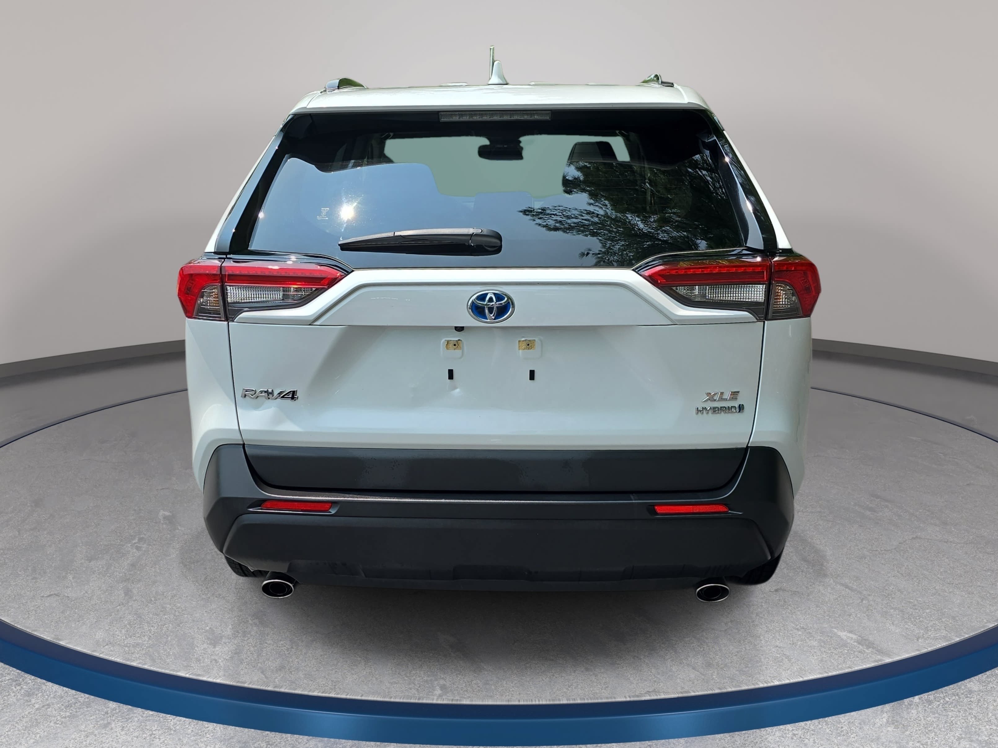 Used 2024 Toyota RAV4 XLE Premium w/ Weather Package AWD/4WD image 6